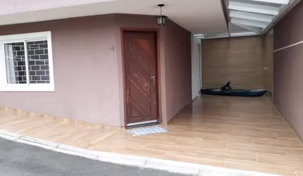 SOBRADO com 3 quartos  à venda, 123.58 m2 por R$690000.00  - Uberaba - Curitiba/PR