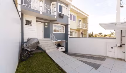 SOBRADO com 4 quartos  à venda, 163.80 m2 por R$970000.00  - Vista Alegre - Curitiba/PR