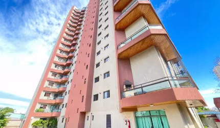 APARTAMENTO COM 4 QUARTOS E 3 GARAGENS