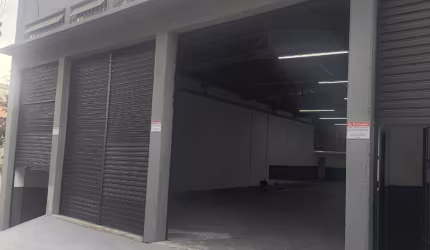 GALPÃO COM MAIS DE 500M²