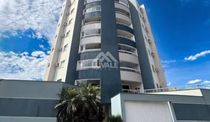 Apto Semimobiliado | Centro | 2 quartos | 67m²