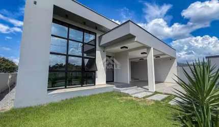 Casa Térrea | Tifa Martins | 3 quartos (1 suíte) | 203m²