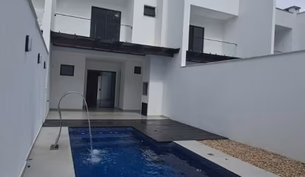 SOBRADO 3 SUÍTES C/PISCINA ATIRADORES JOINVILLE - SC