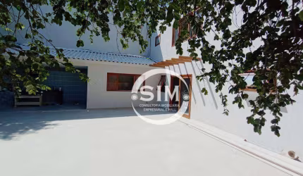Casa com 3 dormitórios à venda, 200 m² por R$ 750.000,00 - Braga - Cabo Frio/RJ