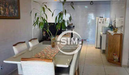 Casa com 3 dormitórios à venda, 131 m² por R$ 740.000 - Praia do Siqueira - Cabo Frio/RJ