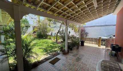 Casa com 3 dormitórios à venda, 600 m² por R$ 2.600.000,00 - São Cristóvão - Cabo Frio/RJ