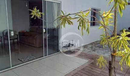 Casa com 3 dormitórios à venda, 129 m² por R$ 750.000,00 - Novo Portinho - Cabo Frio/RJ