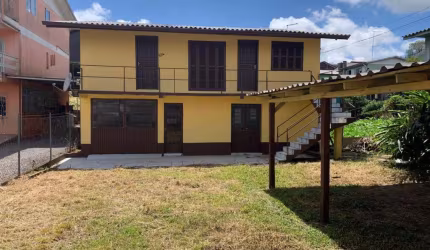Casa para venda  no Bairro Serrano em Caxias do Sul