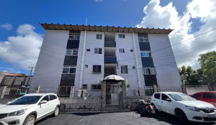 Apartamento com dois quartos em Cajazeiras VI
