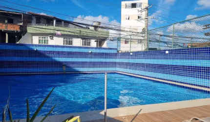 Apartamento à venda com três quartos em Sussuarana, no Espumas Flutuantes