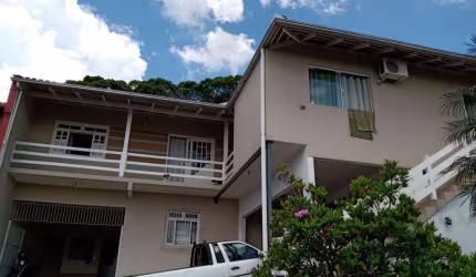 Casa com 3 quartos à venda no Tribess, Blumenau  por R$ 650.000
