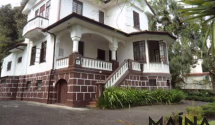 Casa com 4 quartos para alugar no Centro, Blumenau , 220 m2 por R$ 15.000