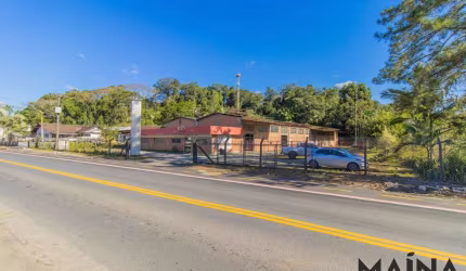 Barracão / Galpão / Depósito com 4 salas à venda no Salto do Norte, Blumenau  por R$ 5.000.000