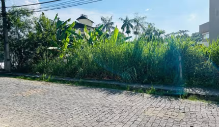 Terreno comercial à venda no Ponta Aguda, Blumenau  por R$ 695.000