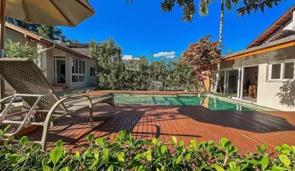 Casa com 3 quartos à venda na Escola Agrícola, Blumenau , 330 m2 por R$ 1.980.000