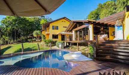 Casa com 3 quartos à venda no Badenfurt, Blumenau , 520 m2 por R$ 1.690.000