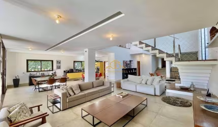 Casa com 5 quartos à venda, 610 m² por R$ 6.900.000 - Paisagem Renoir - Cotia/SP