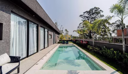 Casa com 4 quartos à venda, 380 m² por R$ 3.990.000 - Paisagem Renoir - Cotia/SP