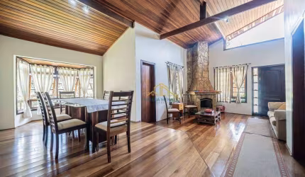 Casa Térrea com 3 quartos, sendo 1 suíte à venda, 228 m² por R$ 1.100.000 - Condomínio Colinas de São Fernando – Granja Viana/Cotia