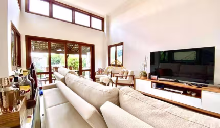 Casa com 4 quartos à venda, 325 m² por R$ 1.340.000 - Bairro Moinho Velho - Cotia/SP