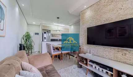 Apartamento à Venda de 3 quartos com Varanda no Condomínio Le Mont, 60 m² por R$ 259.900 - Jardim Ísis - Cotia/SP