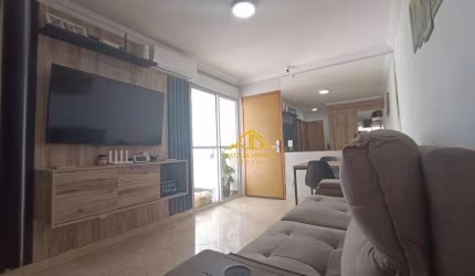Apartamento térreo com varanda, 2 quartos à venda, 47 m² por R$ 180.000 - Jardim Ísis - Cotia/SP.