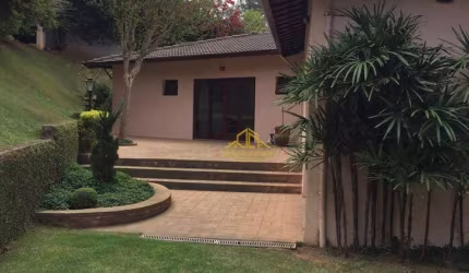 Casa com 3 quartos à venda, 400 m² por R$ 2.950.000 - Granja Viana - Cotia/SP
