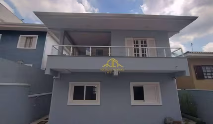 Casa à Venda 3 quartos, sendo 2 suítes por R$ 1.100.000,00 - Condomínio Parque das Rosas - Cotia
