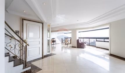Cobertura duplex com vista eterna - 480m², 3 salas, 4 dormitórios, sendo 2 suítes, sauna, jacuzzi, churrasqueira e 5 vagas no Alto da Lapa - SP