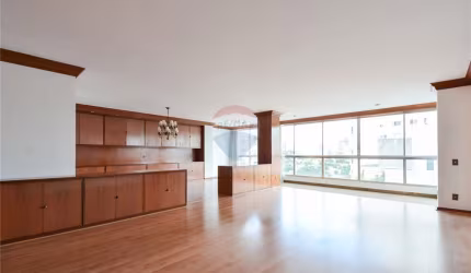 Apartamento maravilhoso e amplo de 3 dormitórios e sala deslumbrante em Higienópolis.