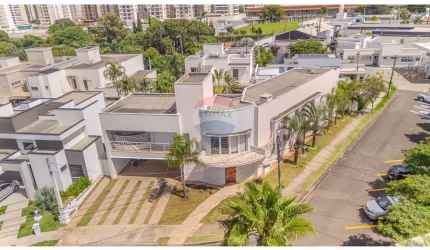 Encante-se com a Casa de Luxo no Condomínio Sunset.