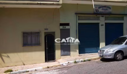 Casa em cima de comercio - Jd 3 Marias
