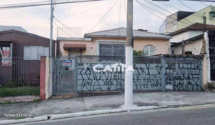 Casa térrea á venda em Artur Alvim