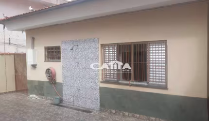 Casa térrea com 03 quartos à venda na Vila Carmosina em Itaquera