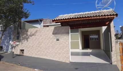 Casa com 3 quartos à venda no Capela, Vinhedo  por R$ 475.000