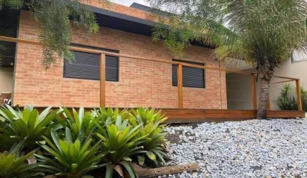 Casa em condomínio fechado com 3 quartos à venda na Vila Omizollo, Louveira  por R$ 1.420.000