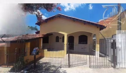 Casa com 3 quartos à venda no Jardim 21 de Março, Louveira  por R$ 530.000