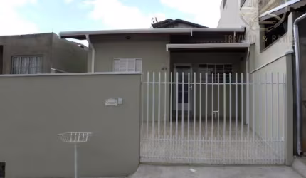 Casa com 3 quartos à venda no Capela, Vinhedo  por R$ 480.000