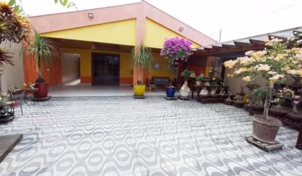 Casa 189m2 no Liberdade