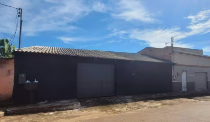 Casa no Aponia  - Estuda-se Permuta