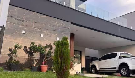 Casa em Condomínio Verana