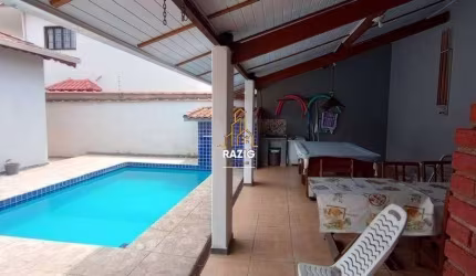 Casa com 3 quartos à venda na Rua Sheila, 220, Balneário Califórnia, Itanhaém por R$ 490.000