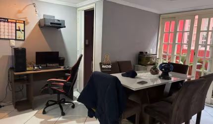 Casa com 2 quartos à venda na Rua Serra de Jairé, 1384, Quarta Parada, São Paulo por R$ 700.000