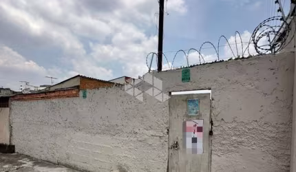 Lote / Terreno em Parque Renato Maia - Guarulhos