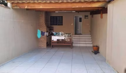 Casa com 4 dormitórios à venda, 220 m² por R$ 750.000,00 - Jardim Paraventi - Guarulhos/SP