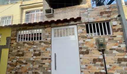 Casa de vila Próxima ao 3Bpm (Méier)!