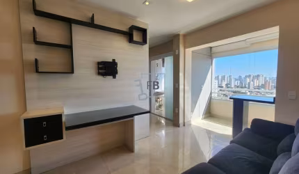 Apartamento à Venda no Tatuapé - 1 Quarto, Varanda com Vista Livre, 43m²