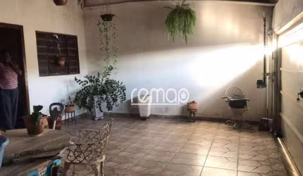 Casa à venda no Jd. Cambuí