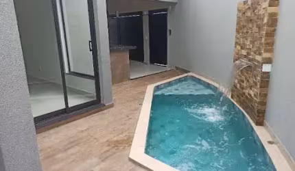 Casa à venda no Primo Meneghetti