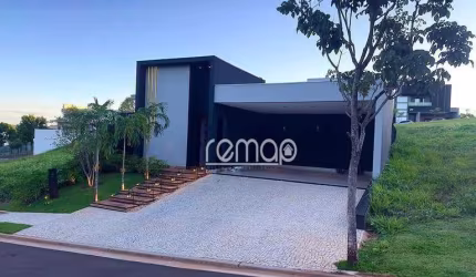 Casa mobiliada à venda no Condomínio Veredas